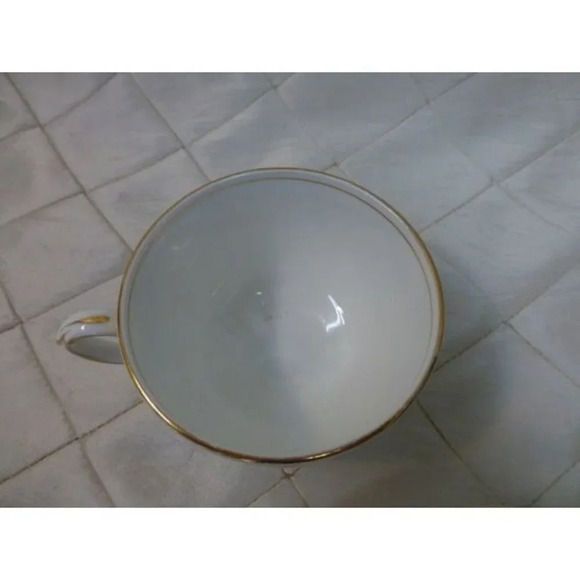 Ye Olde English Grosvenor Teacup and  Saucer - Picture 4 of 9